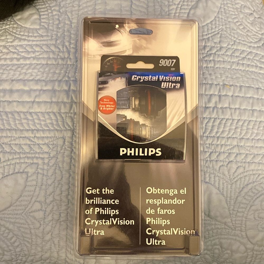 NWT Philips crystalvision ultra headlamps 9007 12v automobile